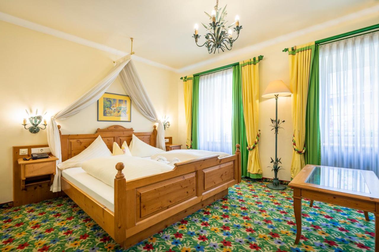 Hotel & Restaurant Wastlwirt 상트미카엘임룽가우 외부 사진