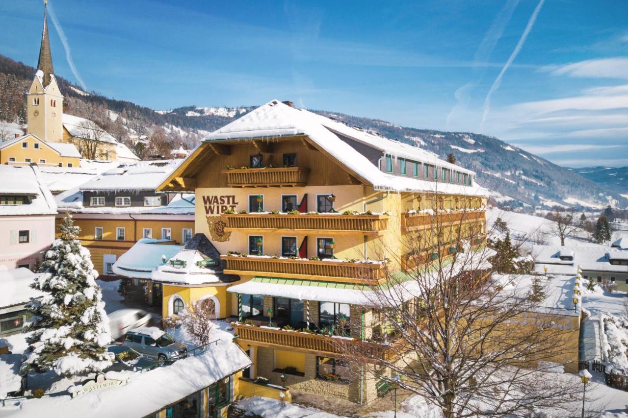 Hotel & Restaurant Wastlwirt 상트미카엘임룽가우 외부 사진