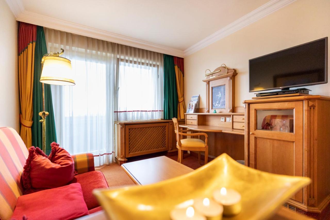 Hotel & Restaurant Wastlwirt 상트미카엘임룽가우 외부 사진