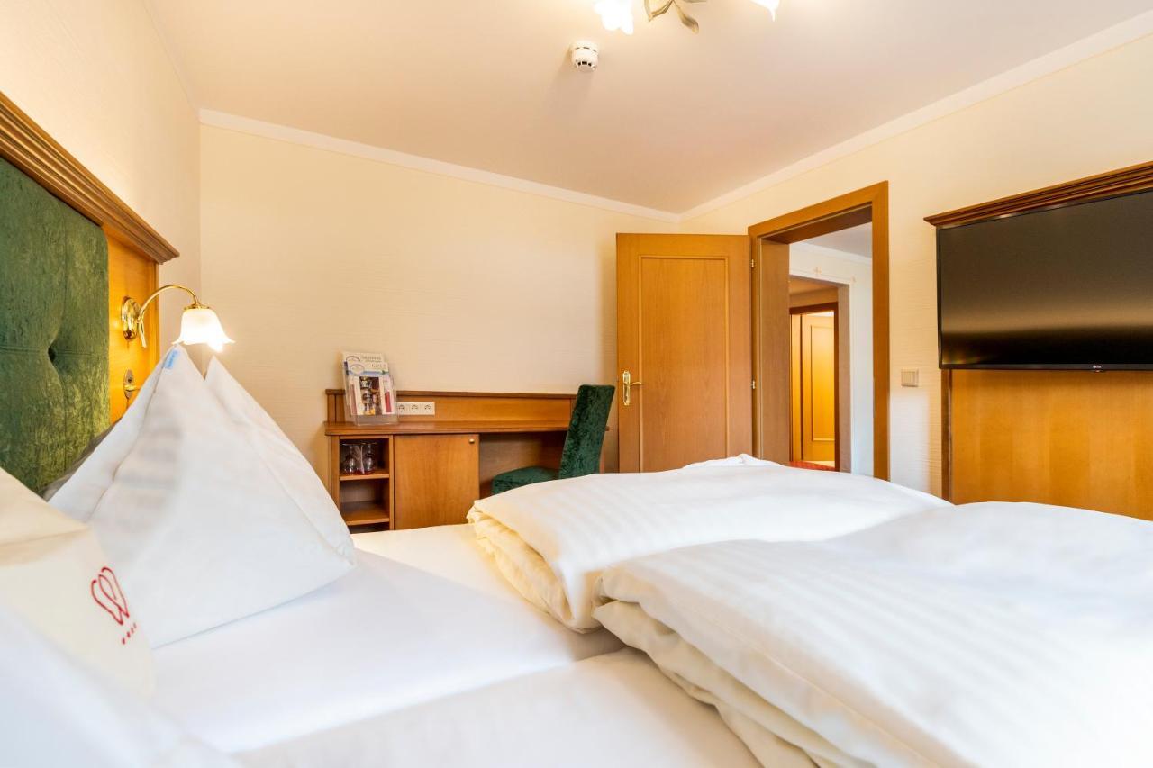 Hotel & Restaurant Wastlwirt 상트미카엘임룽가우 외부 사진