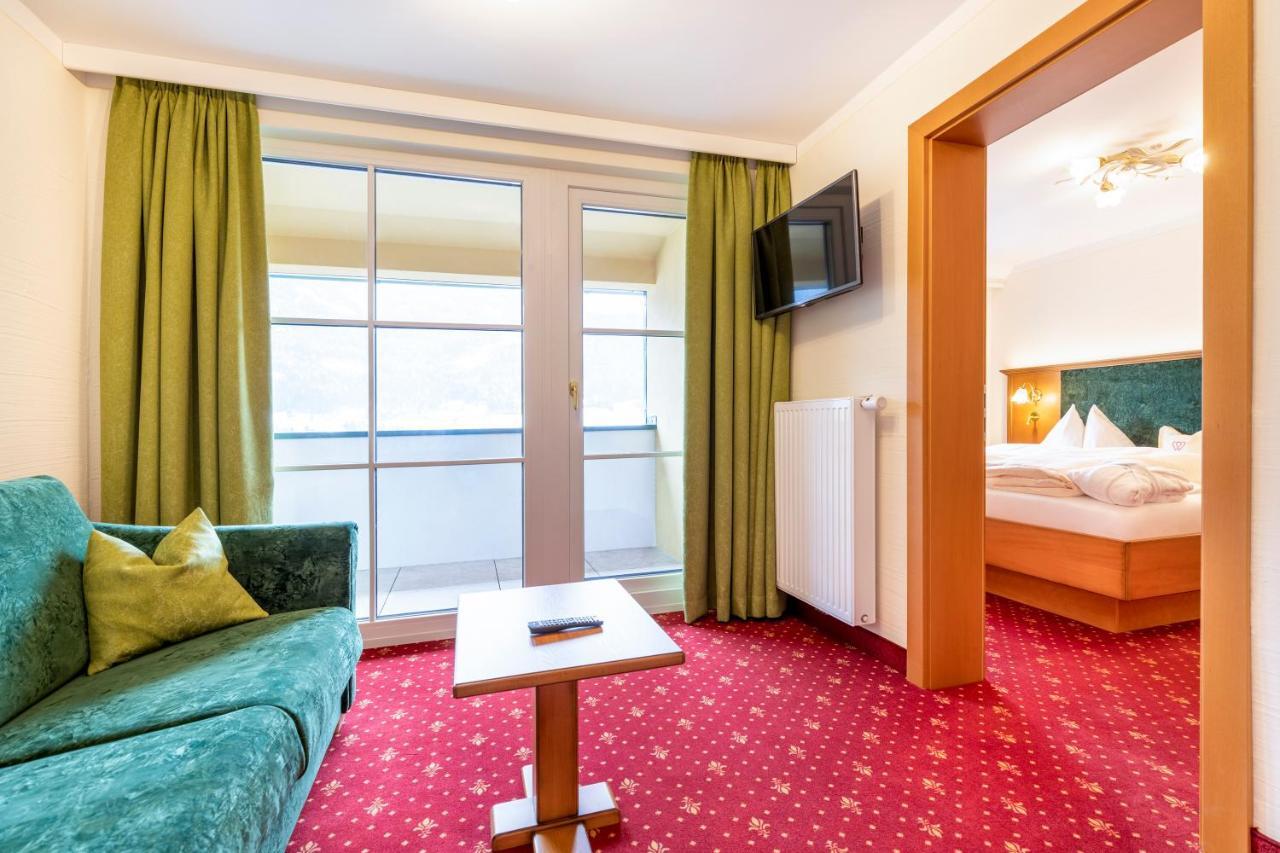 Hotel & Restaurant Wastlwirt 상트미카엘임룽가우 외부 사진