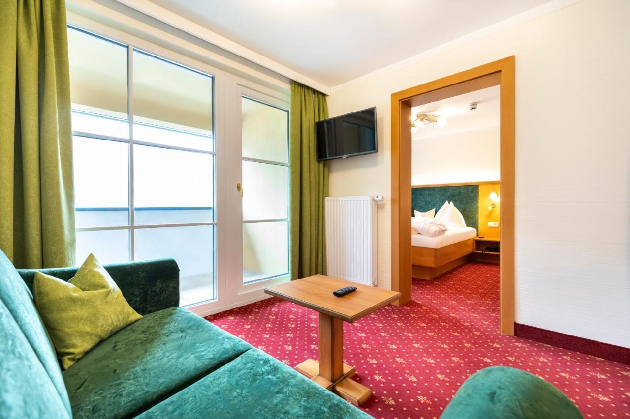 Hotel & Restaurant Wastlwirt 상트미카엘임룽가우 외부 사진