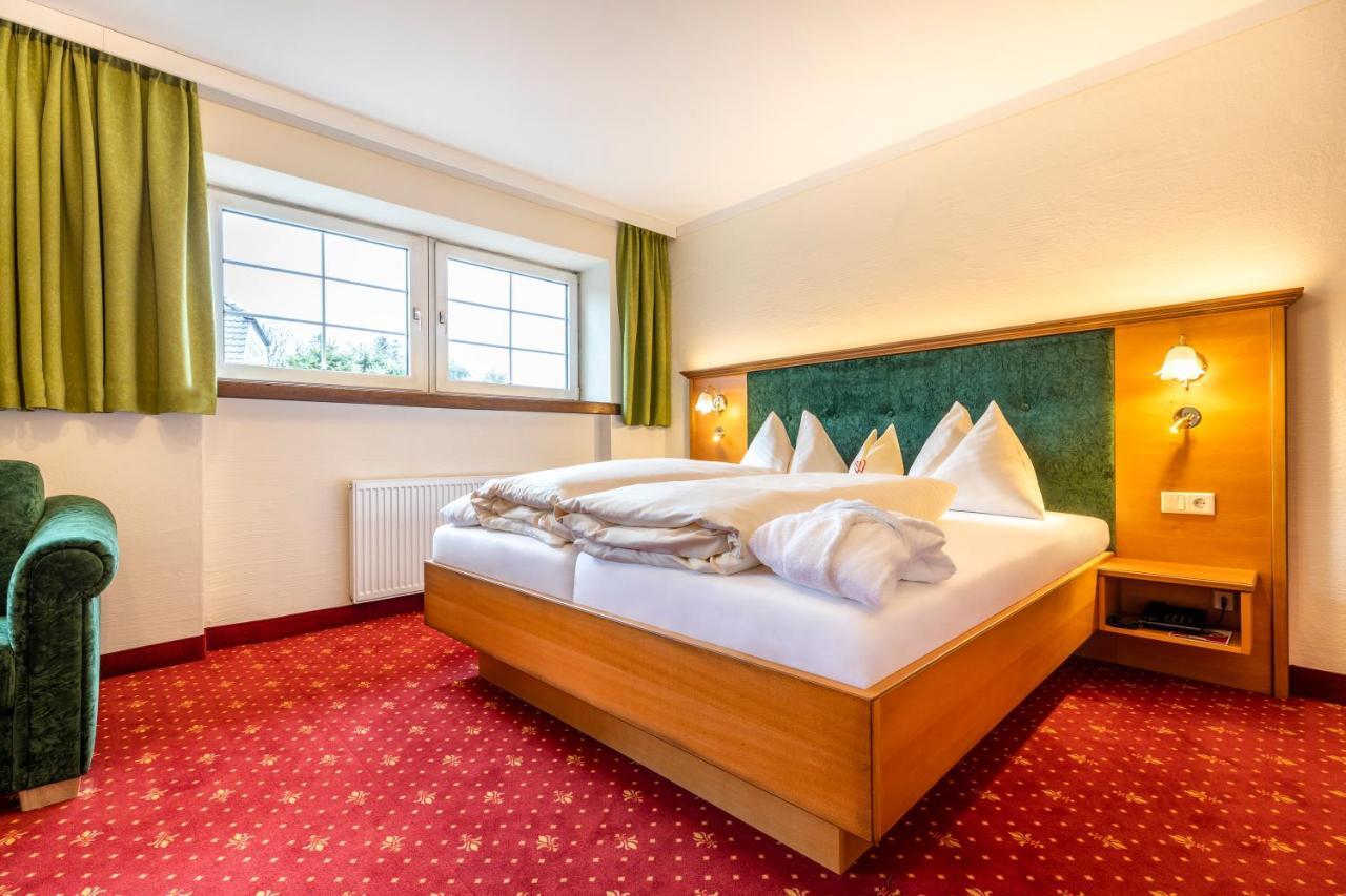 Hotel & Restaurant Wastlwirt 상트미카엘임룽가우 외부 사진